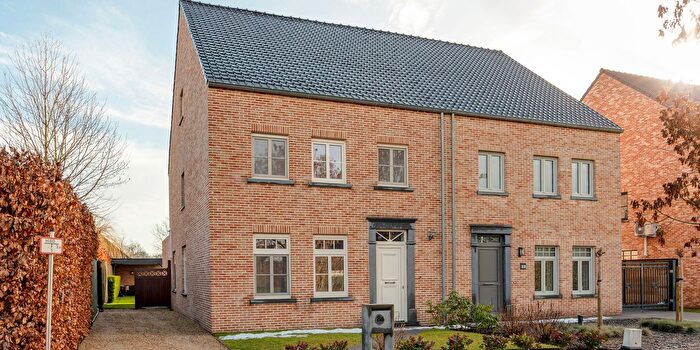 Maison 4 pièces à Erfstraat A, Lommel, à vendre