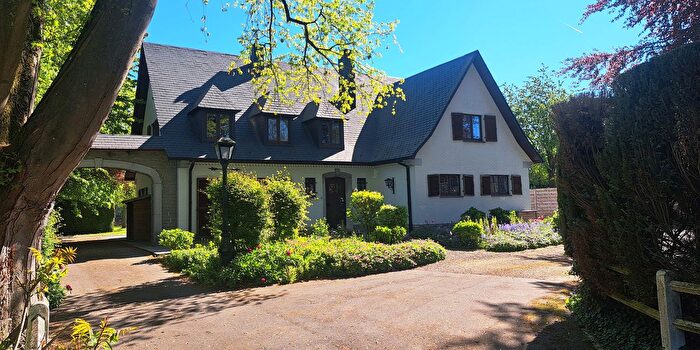 Maison 6 pièces à Loyers, Namen, à vendre
