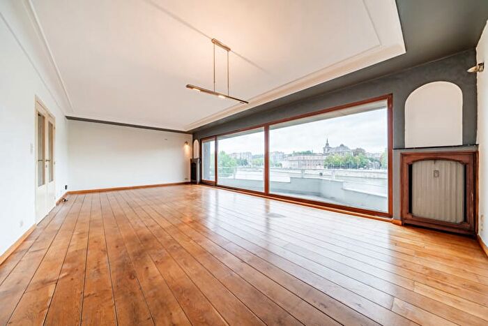 Appartement 15 pièces à vendre à Quai Churchill, Liège