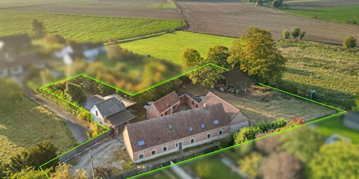 Maison 5 pièces à vendre - Chaussée de Frasnes, Melles