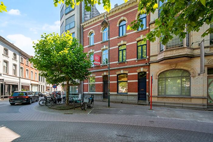 Regentieplein, SintNiklaas : Maison 11 pièces à vendre