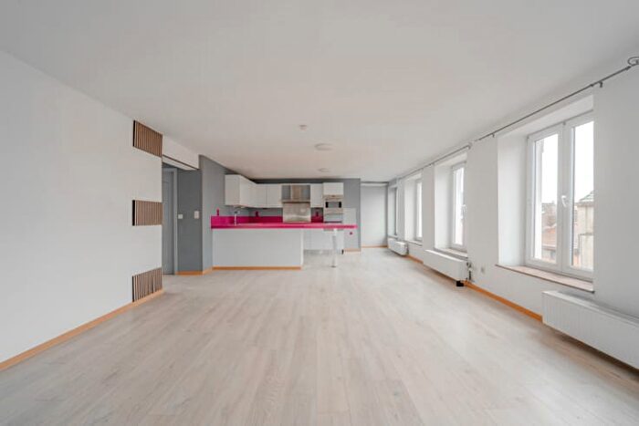 Appartement 2 pièces à Chaussée de Fleurus, Charleroi, à vendre
