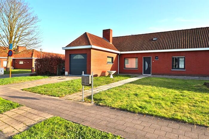 Maison 3 pièces à vendre à Kortrijksevoetweg, BISSEGEM