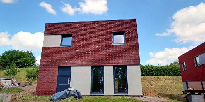 Maison 3 pièces à Thuin, Henegouwen, à vendre