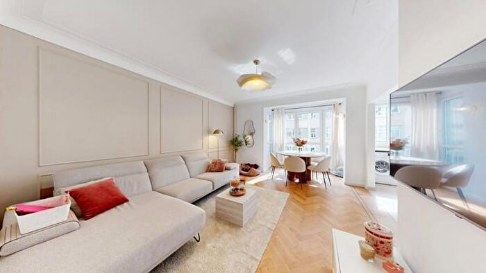 Appartement 2 pièces à rue Charles Magnette, Liège, à louer