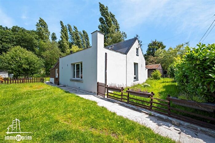 Maison 2 pièces à Godschalkstraat, NIEUWKERKENWAAS, à vendre