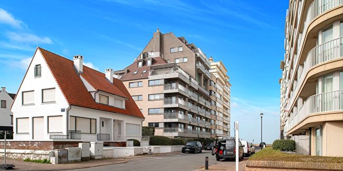 Appartement 2 pièces à Zeerobbenlaan, HeistaanZee, à vendre