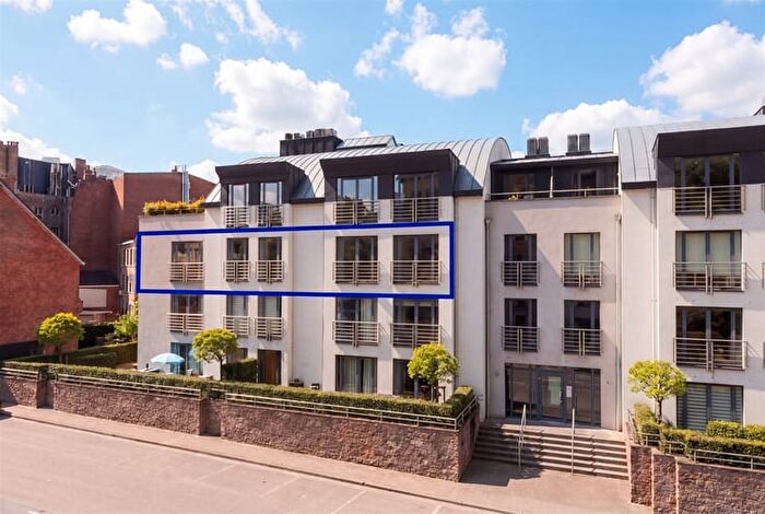Boulevard des Anglais, SPA - Appartement 3 pièces à vendre