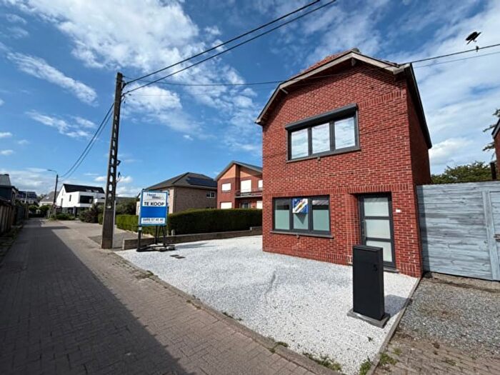 Maison 3 pièces à Vogelzangstraat, HeistopdenBerg, à vendre