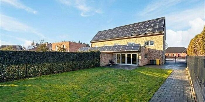 Maison 4 pièces à vendre à Hollandstraat, Schriek
