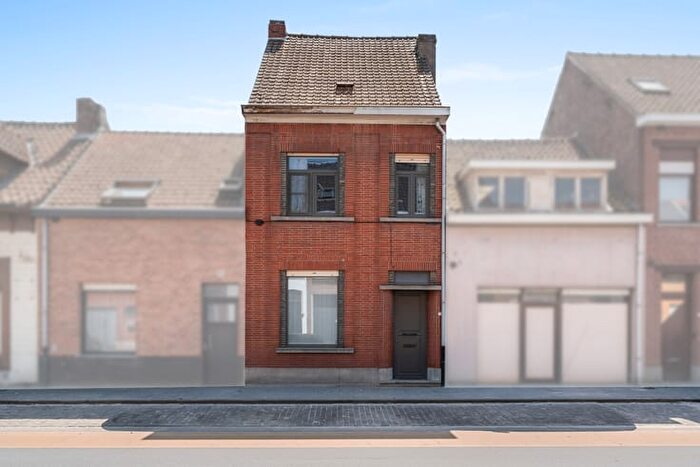 Deerlijksestraat, Harelbeke : Maison 1 pièce à vendre