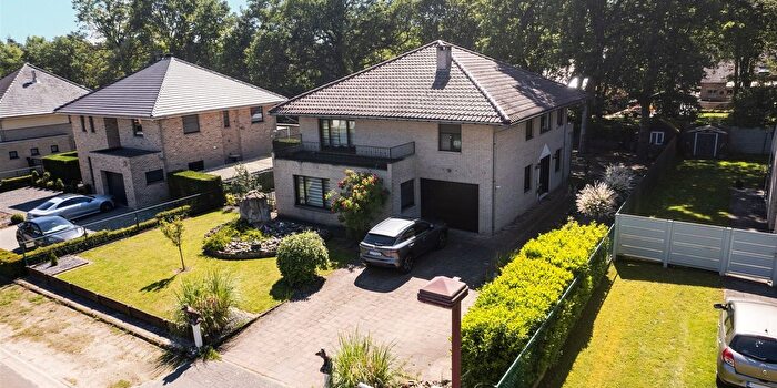 Raf Mailleuxstraat, Genk : Maison 4 pièces à vendre