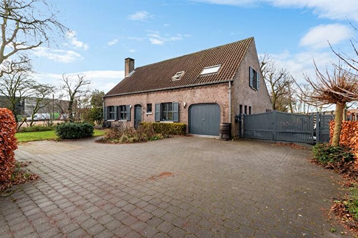 Meerledorp, MEERLE - Maison 5 pièces à vendre