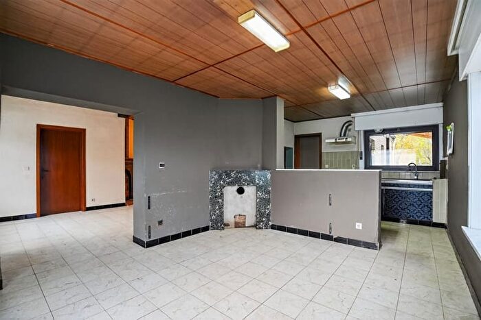 Maison 4 pièces à Noordbroekstraat, WOUMEN, à vendre