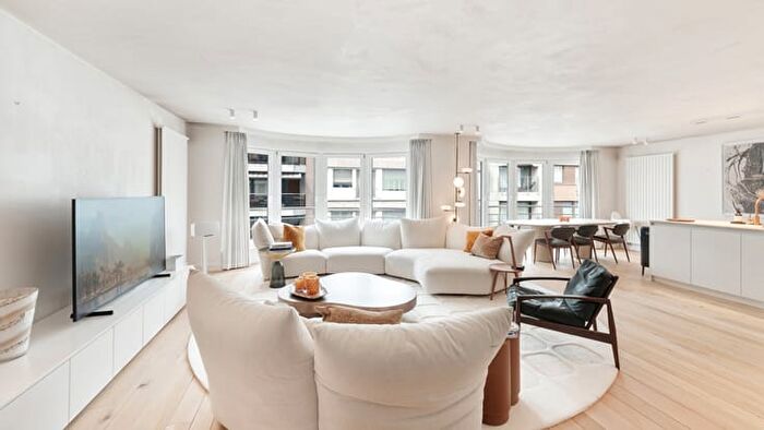 Appartement 3 pièces à Jozef Nellenslaan, KnokkeHeist, à vendre