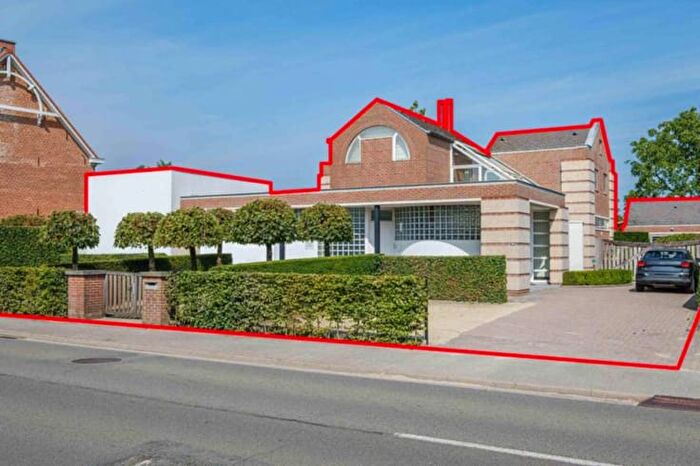 Maison 4 pièces à vendre à Koning Albertstraat, Weelde