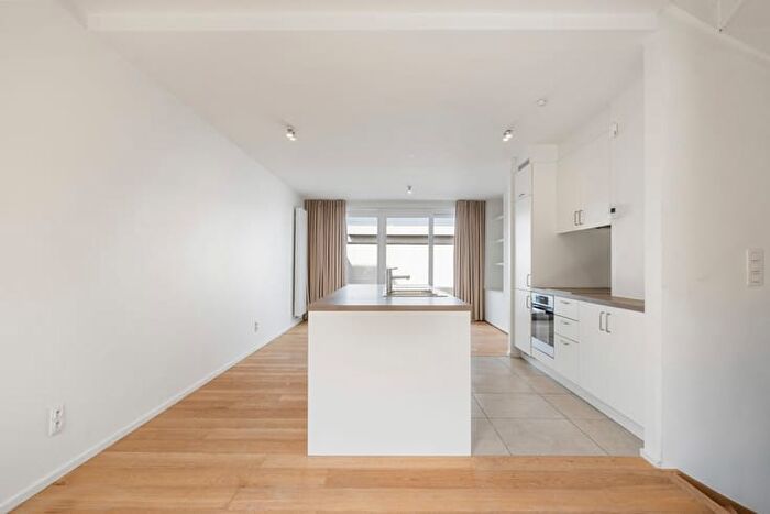 Hugo Verrieststraat, Roeselare : Maison 9 pièces à vendre