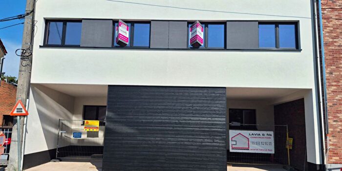 rue Arthur Baudhuin, Lambusart : Maison 5 pièces à vendre