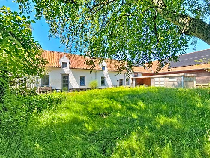Rue Du Bois a, Bassilly : Maison 2 pièces à vendre