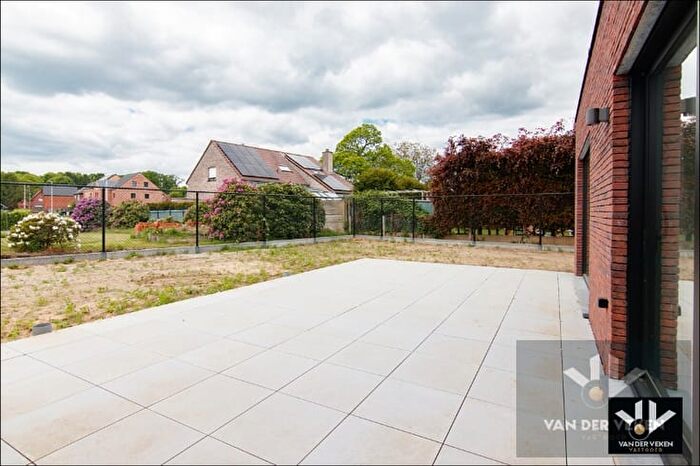 Grote Baan, Helchteren : Appartement 11 pièces à vendre