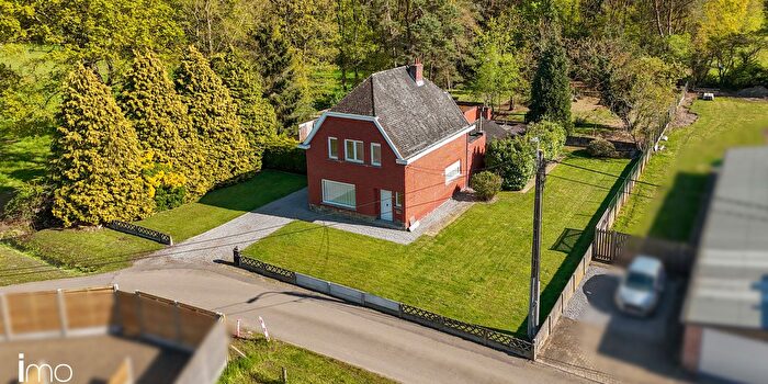 Heidestraat, HeistopdenBerg : Maison 3 pièces à vendre