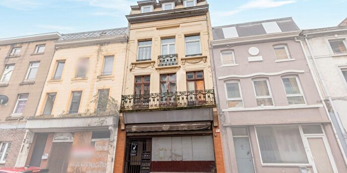 Appartement 5 pièces à MarchienneauPont, Henegouwen, à vendre