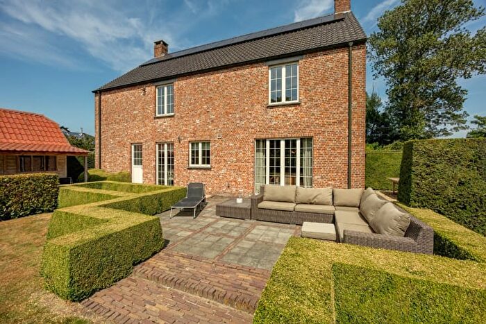 Maison 5 pièces à Achtel, Rijkevorsel, à vendre