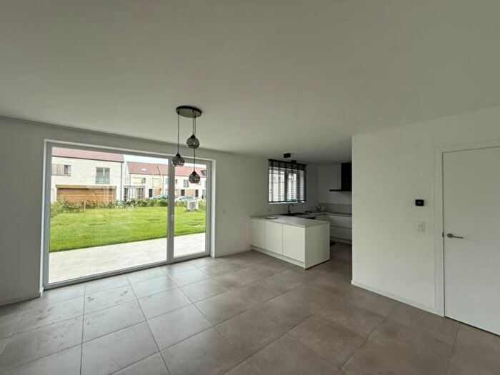 Petronella van Ryckeghemstraat, Tielt : Maison 4 pièces à louer