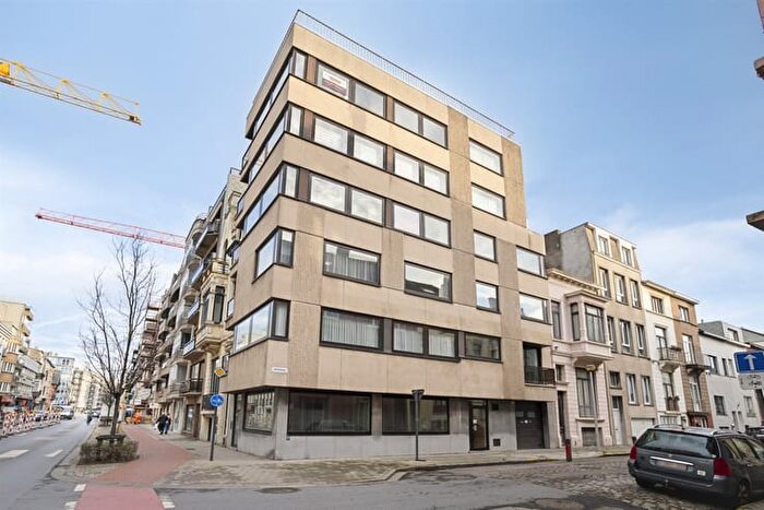Appartement 4 pièces à vendre à Nieuwpoortsesteenweg, Oostende