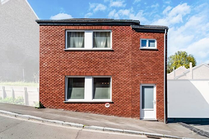 Hennequin, Liège : Maison 10 pièces à vendre