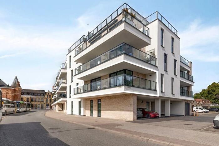 Appartement 10 pièces à Burggraaf Frederikplein, Diksmuide, à vendre