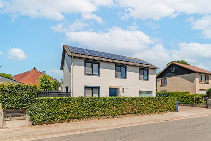 Maison 4 pièces à Deenakkers, Weelde, à vendre