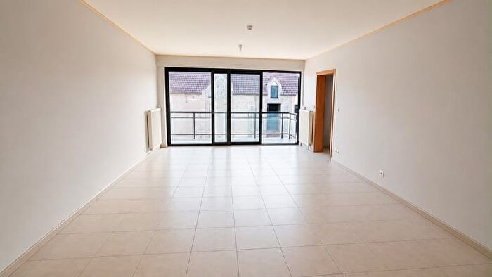 Appartement 2 pièces à Rue du Chemin de Fer, Enghien, à louer