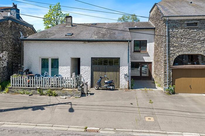 Rue de la Roche A, Herbeumont : Maison 4 pièces à vendre