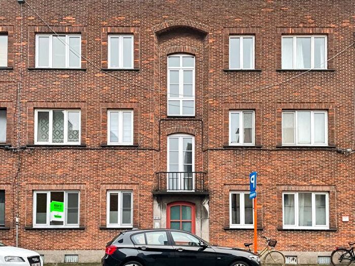 Appartement 3 pièces à louer à Krijgsgasthuisstraat, Gent