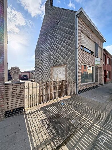 Maison 3 pièces à vendre à Nieuwstraat, Eernegem