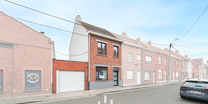 Maison à Lourdesstraat, Geluwe, à vendre