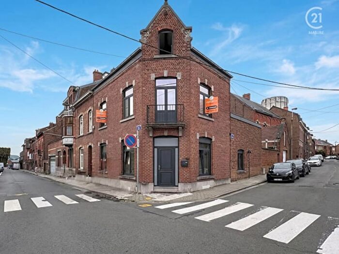 Maison 4 pièces à Place de la Victoire, BraineleComte, à vendre