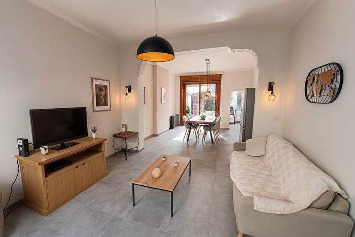 Rue D'angleterre, Charleroi - Maison 1 pièce à louer