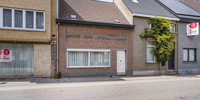 Maison 4 pièces à Bazelstraat, Kruibeke, à vendre