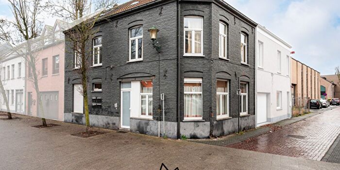 Raamstraat, Eeklo : Appartement 5 pièces à vendre