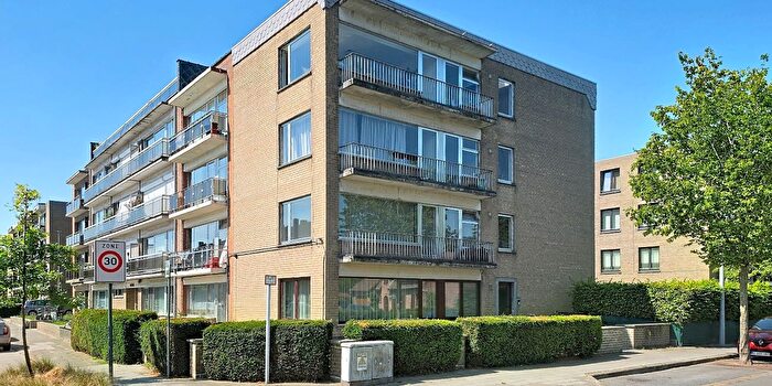 Appartement 2 pièces à Hogeweg, SintAndries, à vendre
