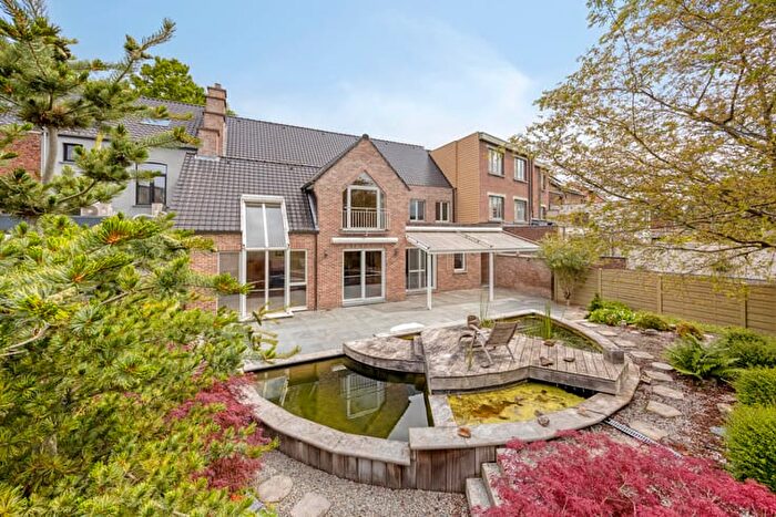 Maison 6 pièces à Broekstraat, Tienen, à vendre