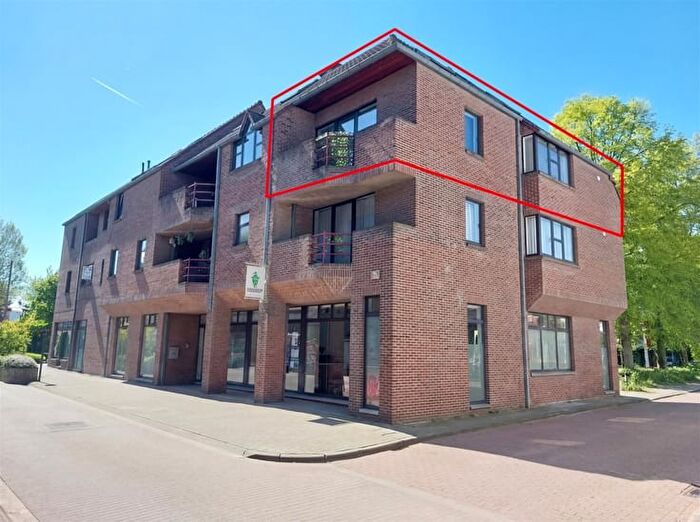 Appartement 3 pièces à Dorpsplein, MACHELEN, à vendre