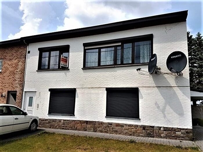Merelstraat, HOUTHALENHELCHTEREN : Appartement 3 pièces à louer