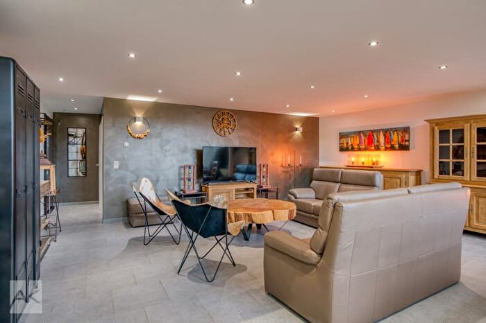 Appartement 2 pièces à louer - rue des prairies, F