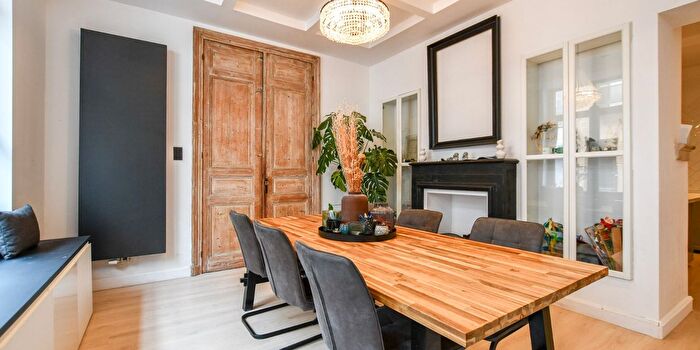 Nieuwstraat, Blankenberge : Maison 4 pièces à vendre
