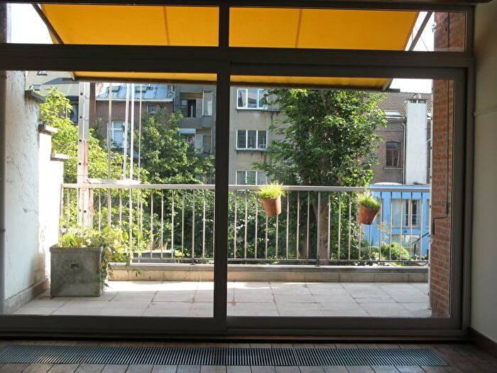 Amerikalei, Antwerpen : Appartement 3 pièces à louer