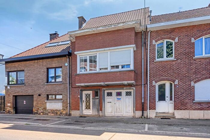 Maison 3 pièces à Vorstsesteenweg, SintPietersLeeuw, à vendre