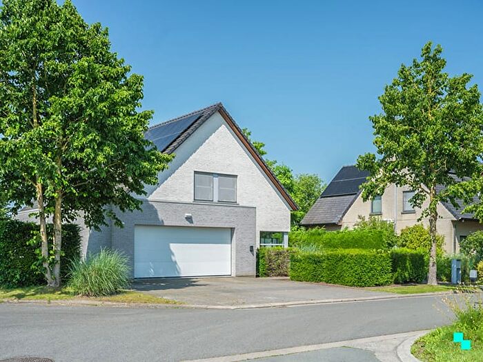 Zwartenbroek, MerelbekeMelle : Maison 17 pièces à vendre